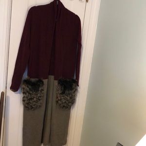 Like new duster with fox fur pockets